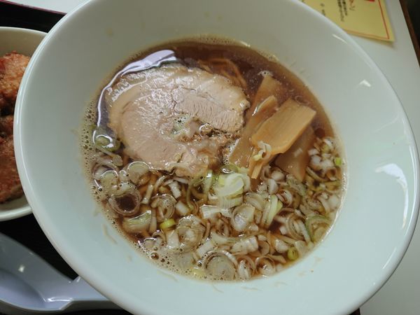 「ラーメン中 600円」@大盛りバカの店 もりもり弁当の写真