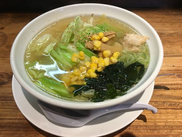 「塩ラーメン(750¥)」@らぁ麺 夢のや 曲沢店の写真