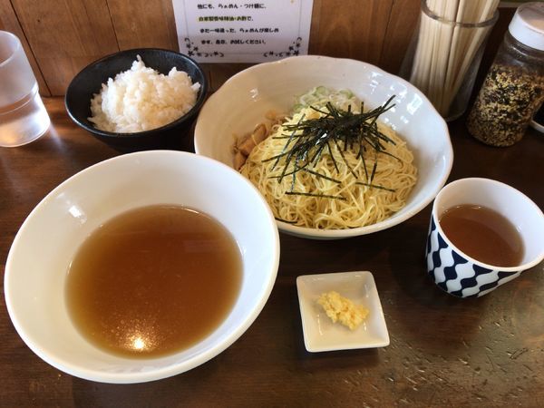 「アゴざる(650円)+半ライス(100円)」@らあめん一路の写真