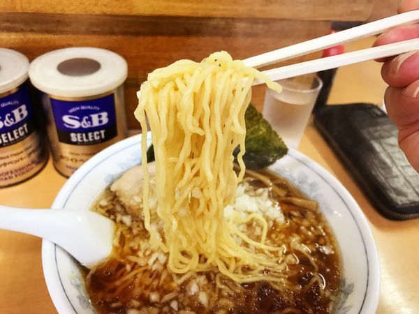 「中華そば大盛の薬味増し」@えびす丸の写真