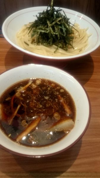 「つけ麺    中盛  （７００円）」@ら〜麺 安至の写真