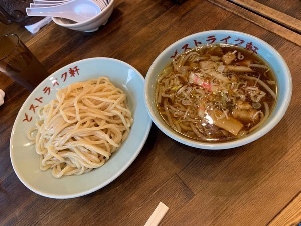 「つけ麺」@どストライク軒 FACTORY 南森町店の写真