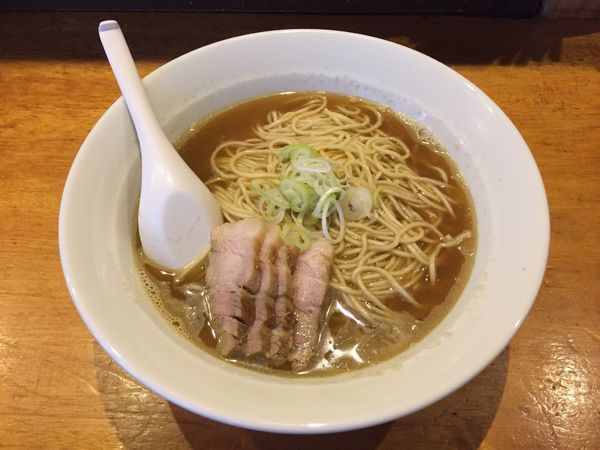 「比内鶏肉そば 大 ＋ スープ増し」@自家製麺 伊藤の写真
