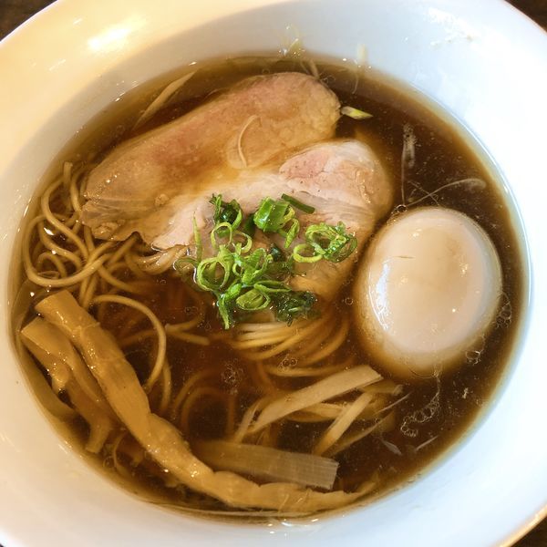 「醤油そば ¥780＋味玉 ¥100」@特級鶏蕎麦 龍介の写真