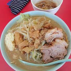 ラーメン ニンニクアブラ
