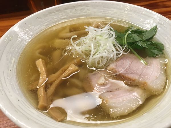 「塩らーめん」@純手打ち 麺と未来の写真