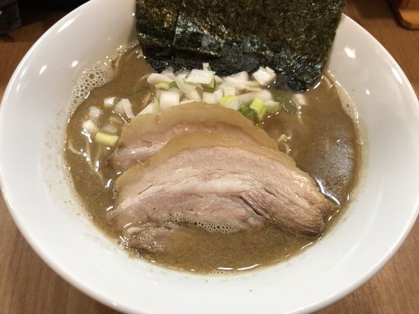 「煮干ソバ」@煮干し屋 香良の写真