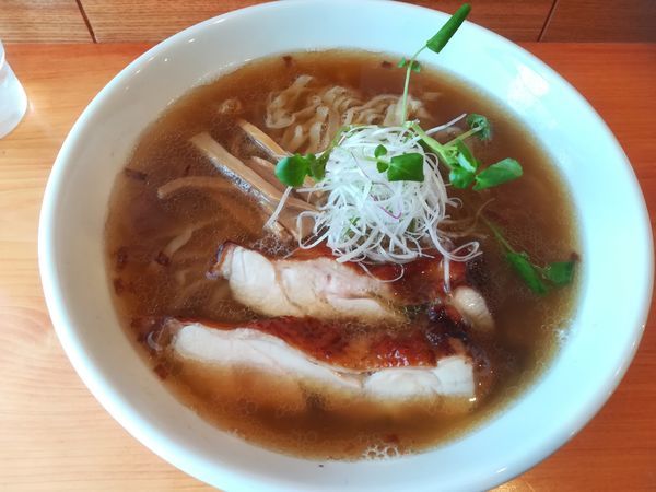「醤油ラーメン(大盛り)」@ラーメン鳥好の写真