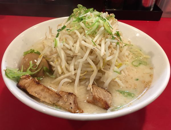 「バカ馬塩らーめん味玉入」@らー麺 つけ麺 おぐりの写真