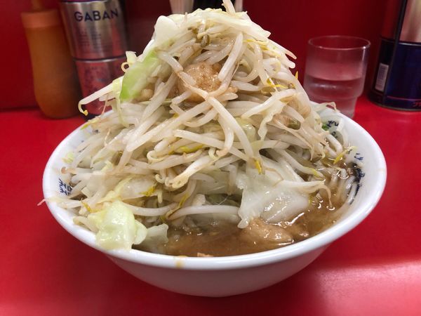 「小麺半分ニンニクヤサイアブラ」@ラーメン二郎 松戸駅前店の写真