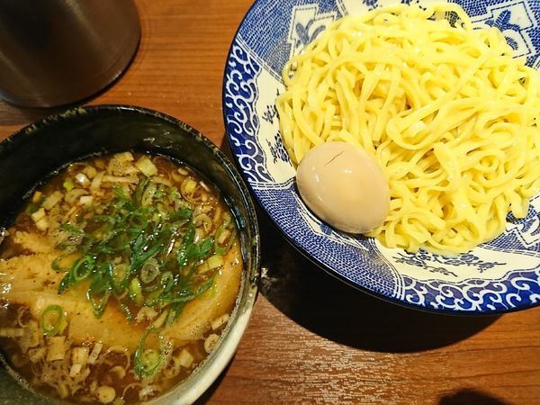 「味玉つけそば(黒だし)830円」@中華そば 虎桜の写真