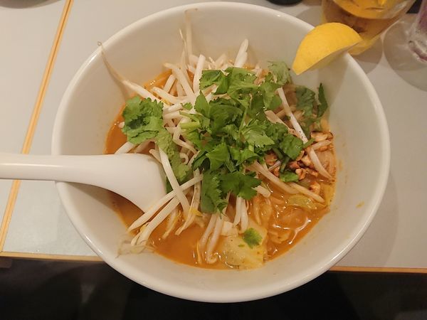 「トムヤム麺 850円(税別)」@泰処セマクテの写真