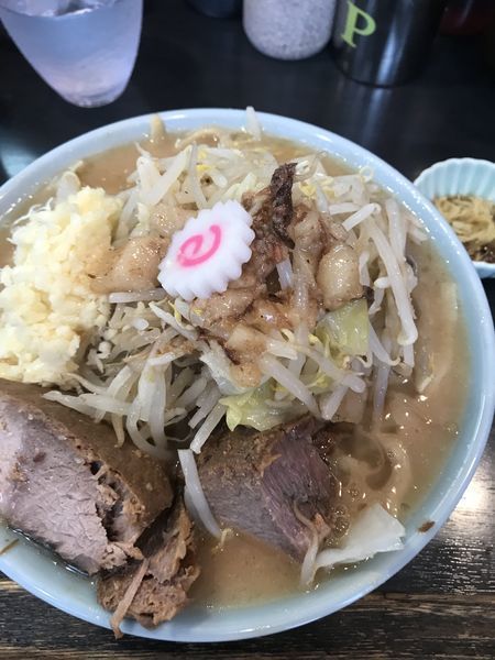 「ラーメン、少なめ、ヤサイ脂ちょい増し、ニンニク、生姜ダレ」@自家製麺 No11の写真