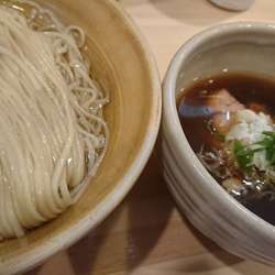 鰹昆布出汁醤油つけ麺味玉