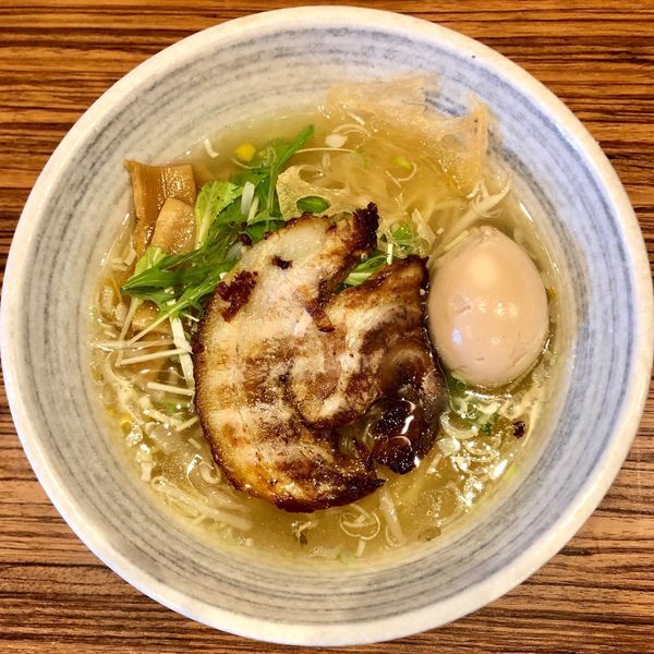 「とりそば (700円) 味玉 (100円)」@Sakanoue Uniqueの写真