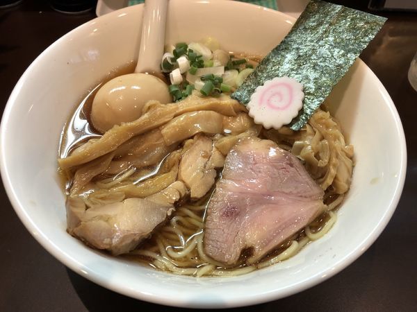 「冷やし煮干しそば 味玉」@おおぜき中華そば店の写真