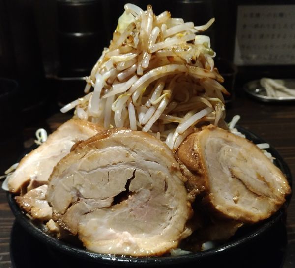 「カネシ醤油ラーメン＋チャーシュー」@麺や 久の写真