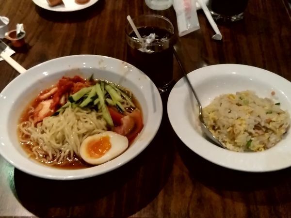 「本日の日替わり①(特製冷麺＋五目チャーハン)780円」@上海華龍 ヤマダ電機LABI1高崎店の写真
