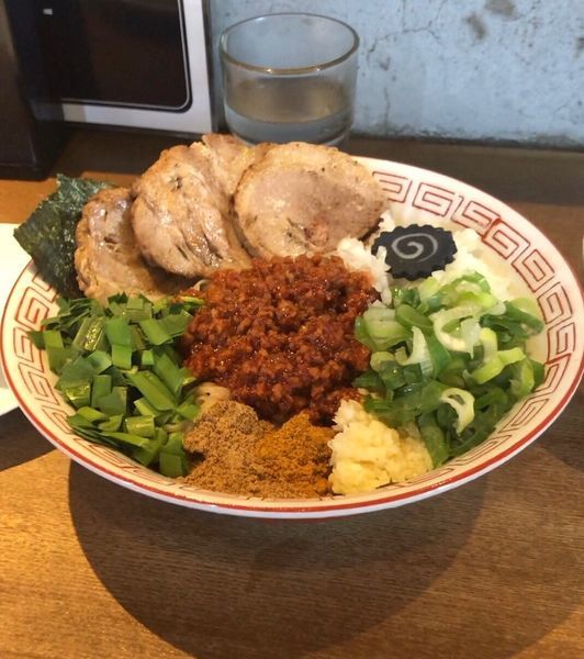 「台湾まぜそば 冷やし セレブ盛り」@Dragon Noodle's ドラゴンラーメンの写真