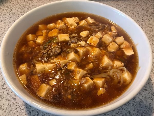 「麻婆湯麺  820円」@まんみ 泉店の写真
