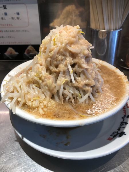 「らーめん小 野菜にんにくマシマシ、油マシ」@らーめん大 竹ノ塚店の写真