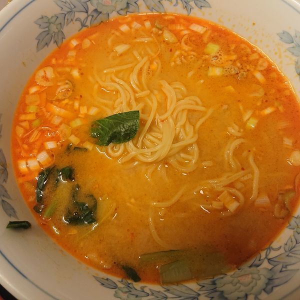 「晩酌セット1280円、ハイボール430円、担々麺半炒飯セット88」@餃子坊の写真