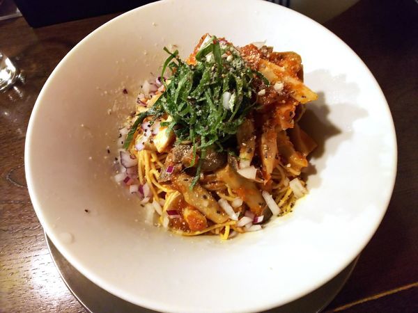 「冷やしチリトマト（辛さ控えめVer.）　750円」@立ち呑み居酒屋 金町製麺の写真