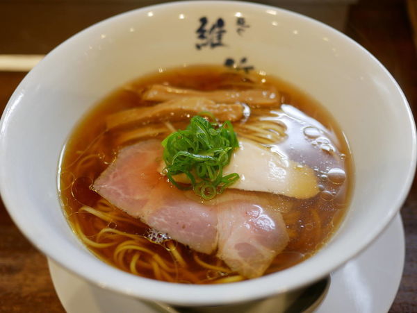 「醤油らぁ麺 麺硬め」@麺や維新の写真