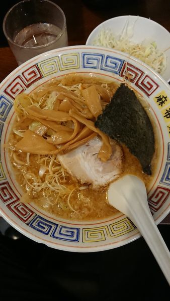 「辛ネギラーメン」@麻布ラーメン 慶応三田店の写真