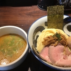 木曜日の志奈田の画像