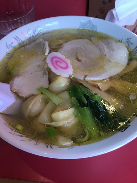 「黄金塩ワンタン」@新函館らーめん 龍鳳の写真