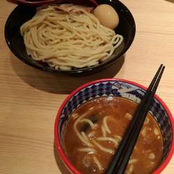玉子チャーシューつけ麺