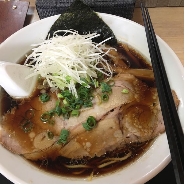 「壱虎ブラック醤油らーめん」@麺や 壱虎の写真