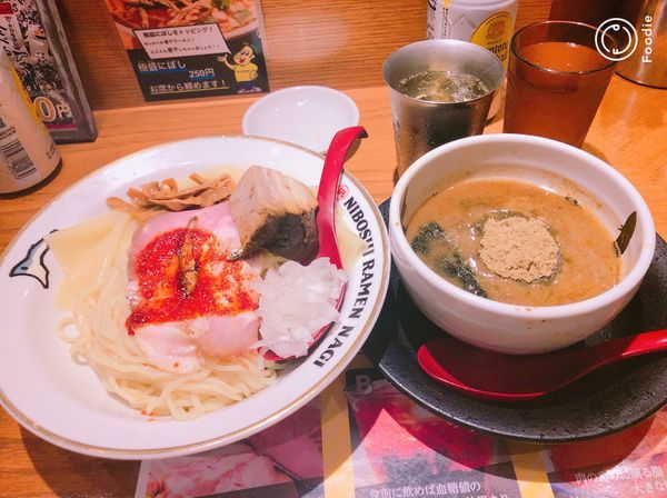 「すごい煮干しつけめん」@すごい煮干ラーメン凪 新宿ゴールデン街店 本館の写真
