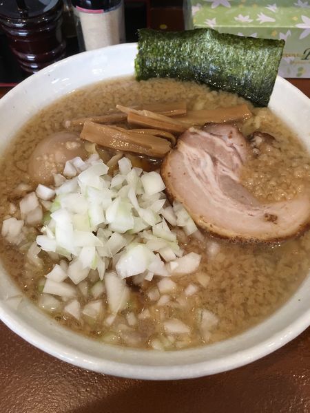 「背脂煮干しラーメン」@麺処いろ葉の写真