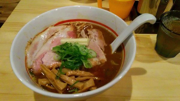 「ラーメン味噌」@川の先の上の写真