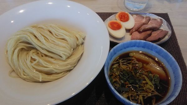 「鶏魚貝の淡麗つけ麺　特製　大盛」@宍道湖しじみ中華蕎麦 琥珀 東京本店の写真