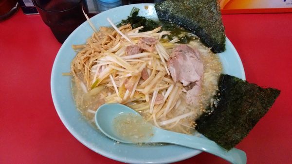 「ネギ塩ラーメン¥750-+ネギあえ¥150-」@ラーメンショップ幸手 金田亭の写真