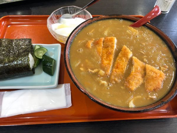 「カツカレーラーメン&オニギリセット」@食堂 ニューミサの写真