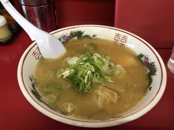 「正油ラーメンハーフサイズ」@梅光軒 旭川ラーメン村店の写真