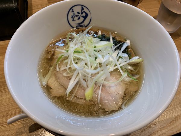 「塩ラーメン大盛」@らぁめん 汐 刈谷店の写真