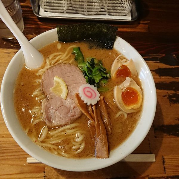 「中華そば 大盛680円」@麺座でんの写真