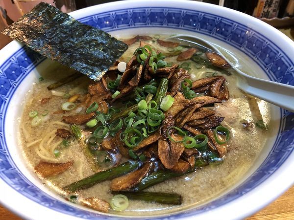 「ニンニクラーメン」@経堂 まことやの写真
