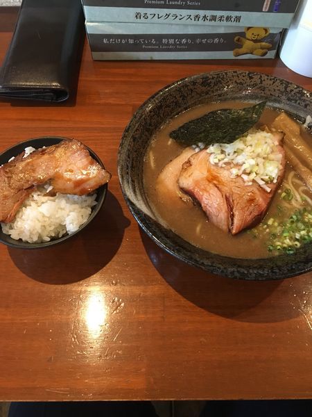 「魚介豚骨  チャーシュー1枚増し  白ごはん」@ジュンタの写真