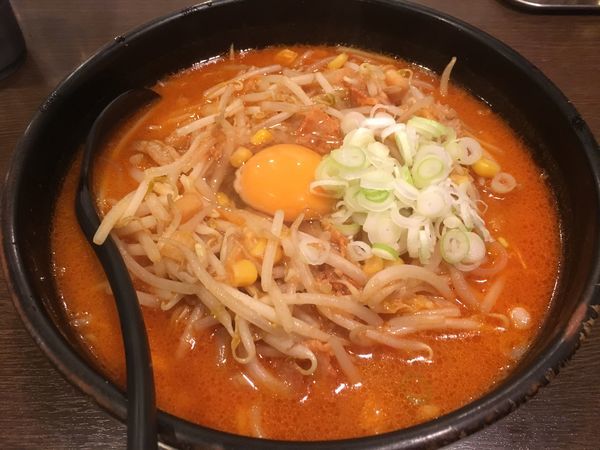 「キムチ納豆ラーメン」@柳家 フェザン店の写真