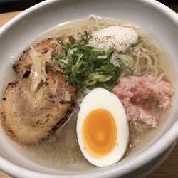 【季節限定】花咲カニの蟹出汁 冷し塩らぁめん842円