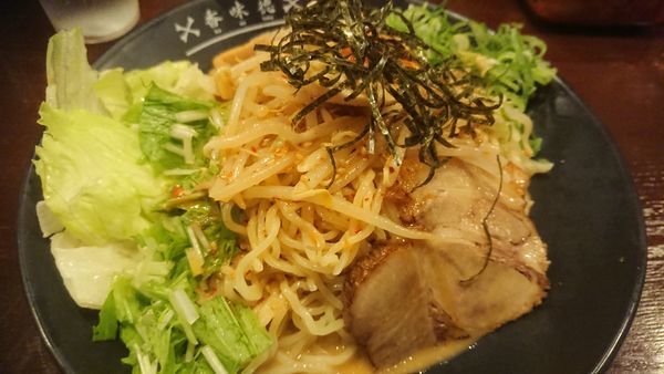 「冷やし中華（限定、ランチ大盛無料）」@牛骨ラーメン 香味徳の写真