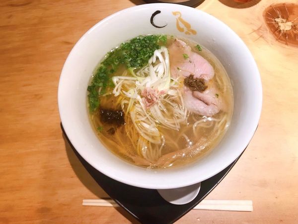 「真鯛と蛤の塩そば」@SOBAHOUSE 金色不如帰 新宿御苑本店の写真