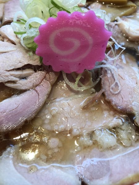 「花びらチャーシューメン」@ソラノイロ 池袋店の写真