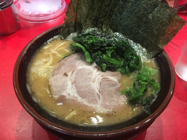 「ラーメン 海苔」@横浜家系らーめん 山崎家の写真